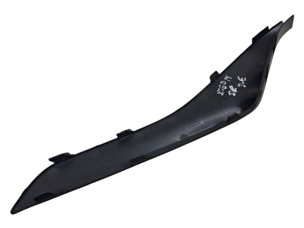 Moldura Acabamento Esquerdo Parachoque Diant Volvo Xc60 2014 – Preto 2
