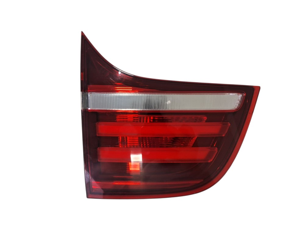 Lanterna Esquerda Tampa Traseira Bmw X6 2014 Esquerdo/motorista Vermelho