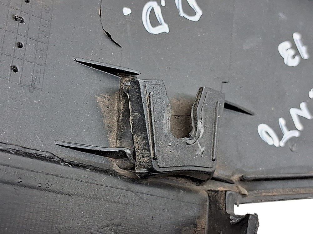 Aplique Paralama Direito Kia Sorento 2011 Preto 8