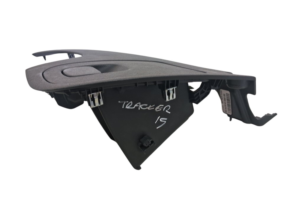 Acabamento Inferior Porta Objetos Chevrolet Tracker Ltz 2015 3