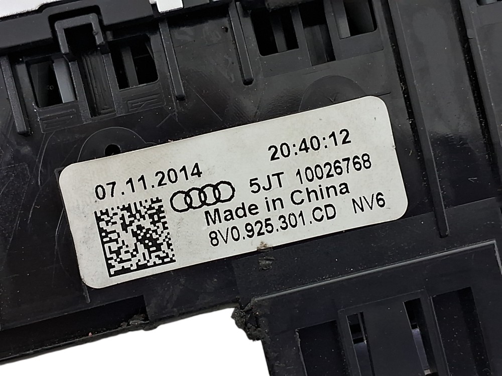 Botao Pisca Alerta Controle Tracao Audi A3 2015  Preto 7