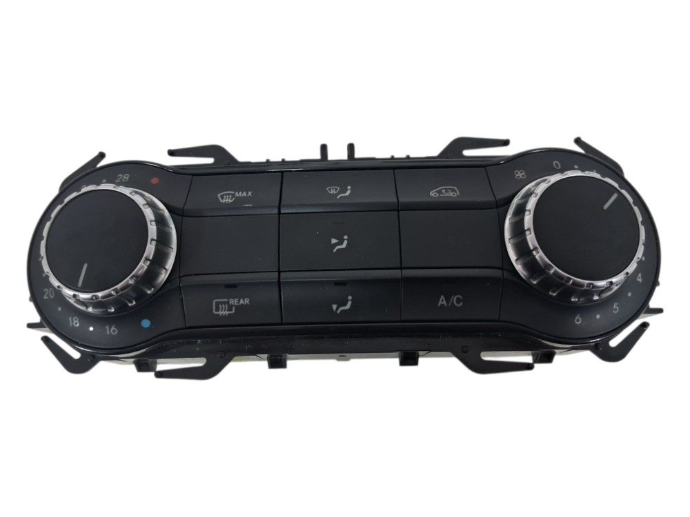 Controle ar Mercedes A200 1.6 turbo aut 2014