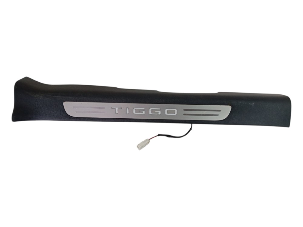 Soleira Com Iluminação Esquerdo Chery Tiggo 8 Pro 1.6 2025 1