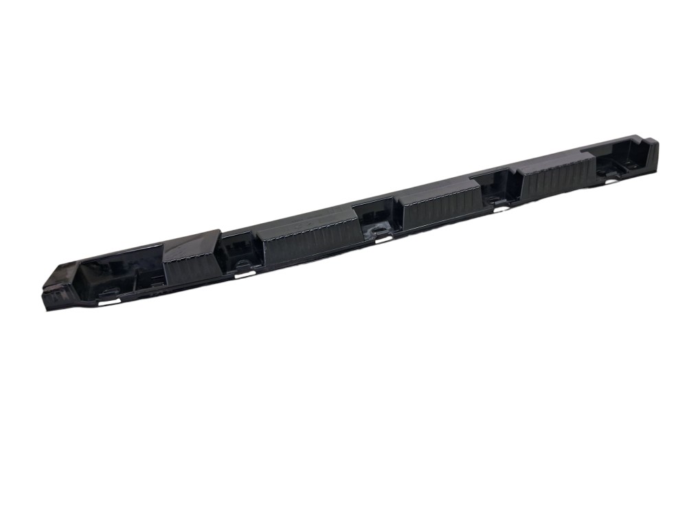 Guia Suporte Traseiro Esquerdo Spoiler Lateral Bmw X1 2012 2