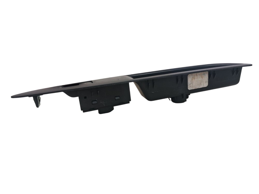Botao Vidro Traseiro Esquerdo Chevrolet Tracker Ltz 2015 3