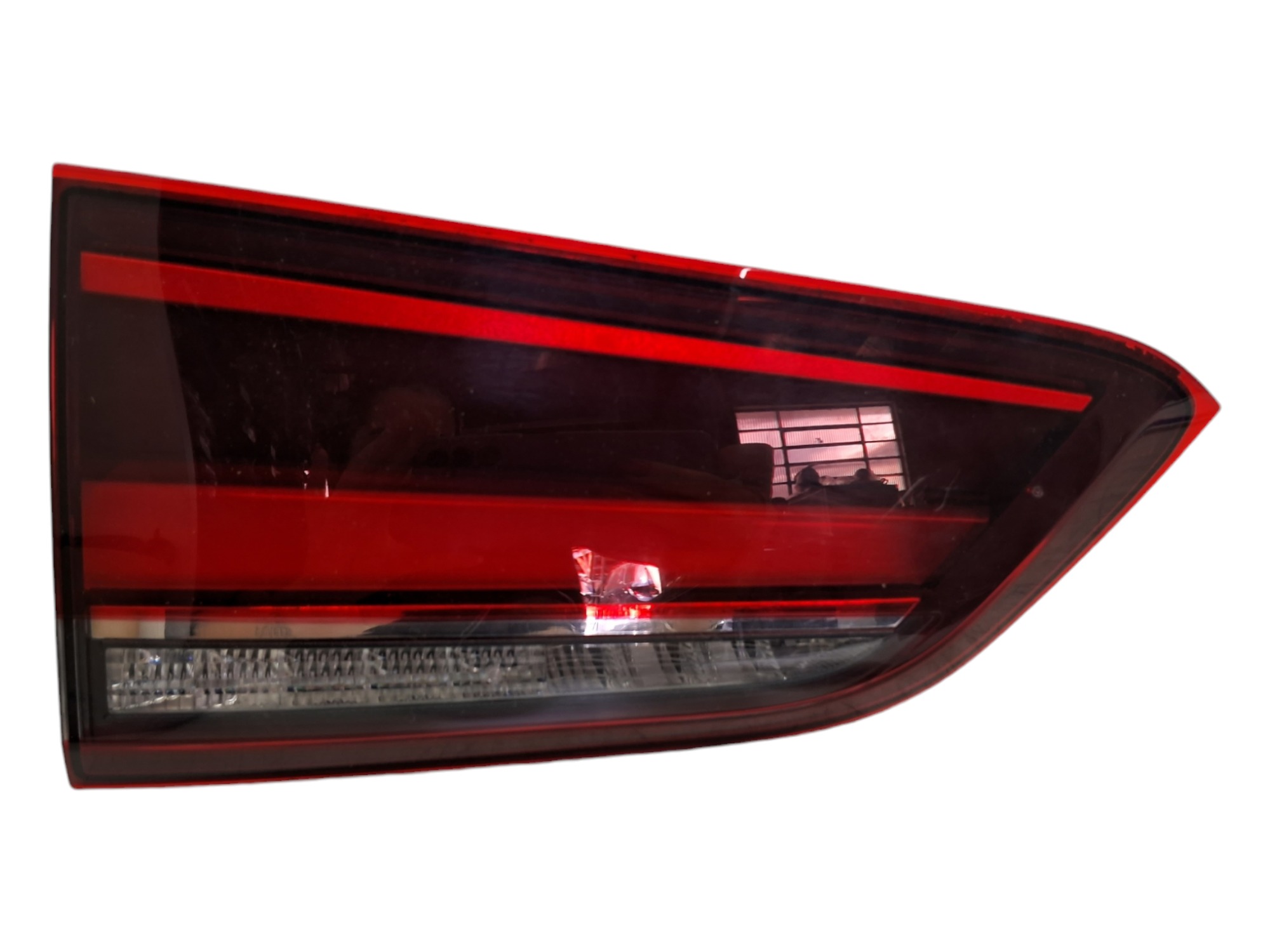 Lanterna Tampa Traseira Esquerda Bmw X1 2020 Esquerdo Vermelha 1