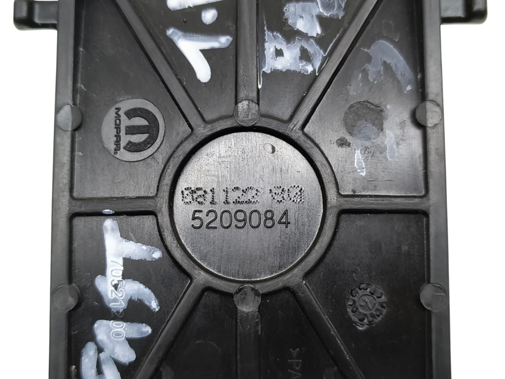 Maçaneta Externa Porta Traseira Esquerda Fiat Fastback 2023 Preto Traseira 6