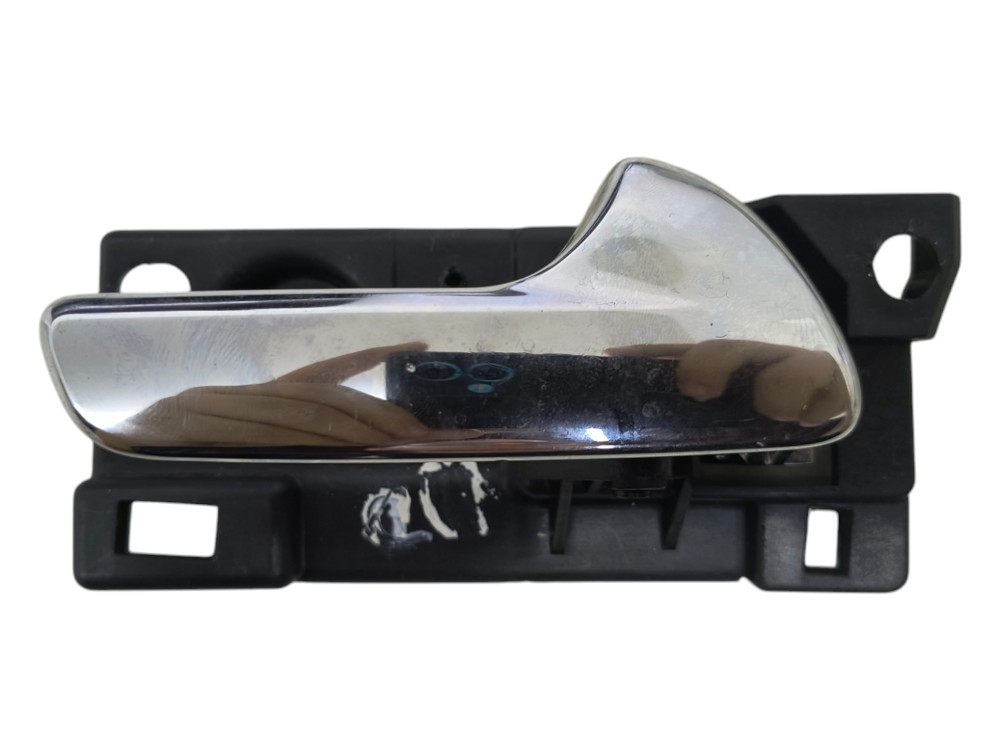 Maçaneta Interna Porta Diant Dir Jeep Grand Cherokee 2012 – Cromado – Dianteira 1