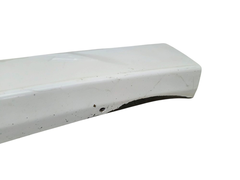Aplique Lateral Traseiro Direito Jeep Cherokee Sport 2012 – Branca 4
