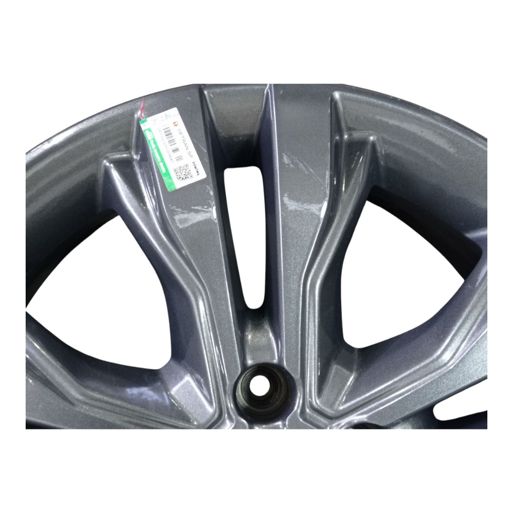RODA FIAT TORO 2.0 TURBO AUT 2022 ARO 17 6