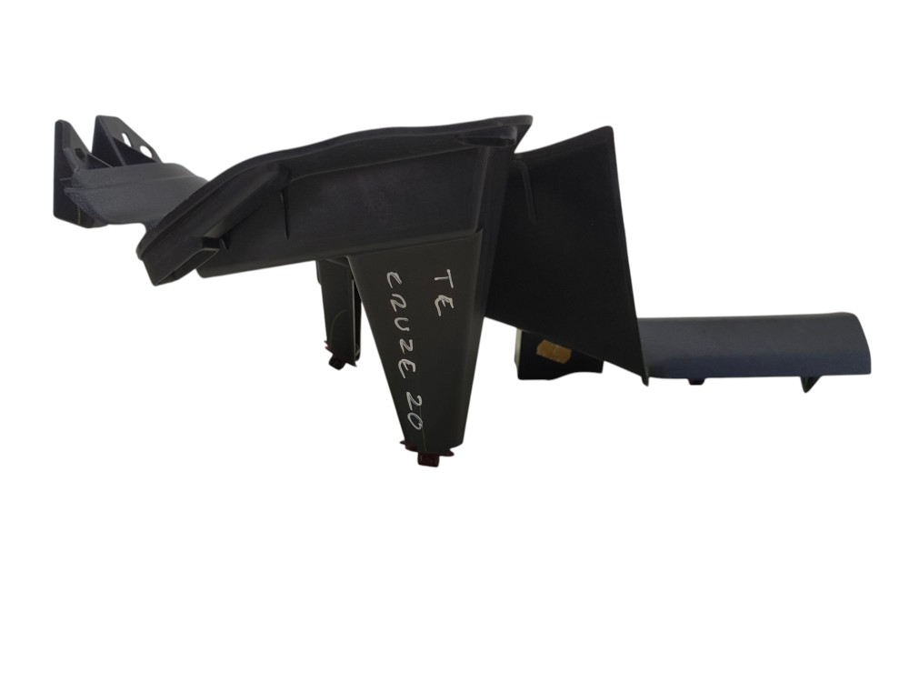 Acabamento Soleira Traseira Esq Chevrolet Cruze Sedan 2020 Preto 4