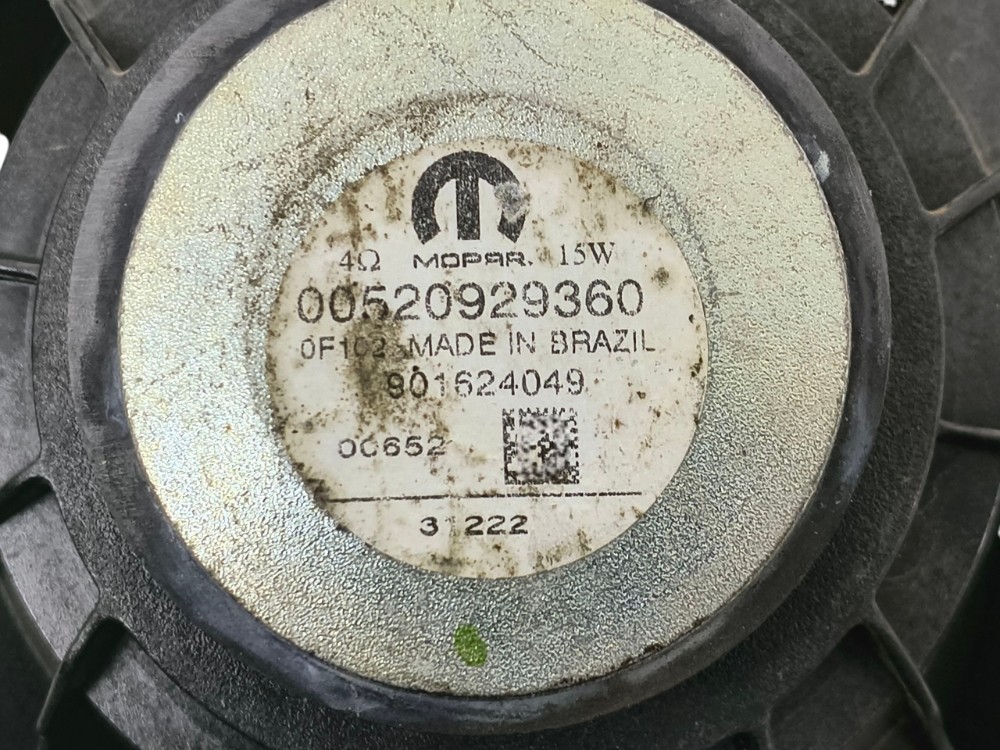 Alto Falante Porta Traseira Esquerda Fiat Fastback 1.3 2023 Preto 5