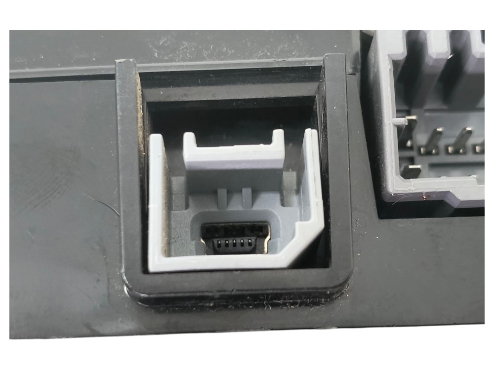 Modulo Bluetooth Jeep Cherokee Sport 3.7 V6 Gas Aut 2012 4