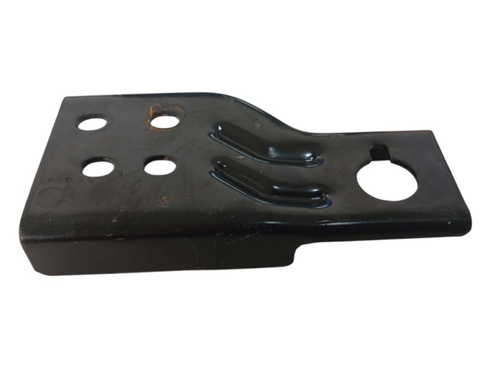 Suporte Inferior Radiador Esquerdo Fiat Strada 1.3 Aut 2024 6