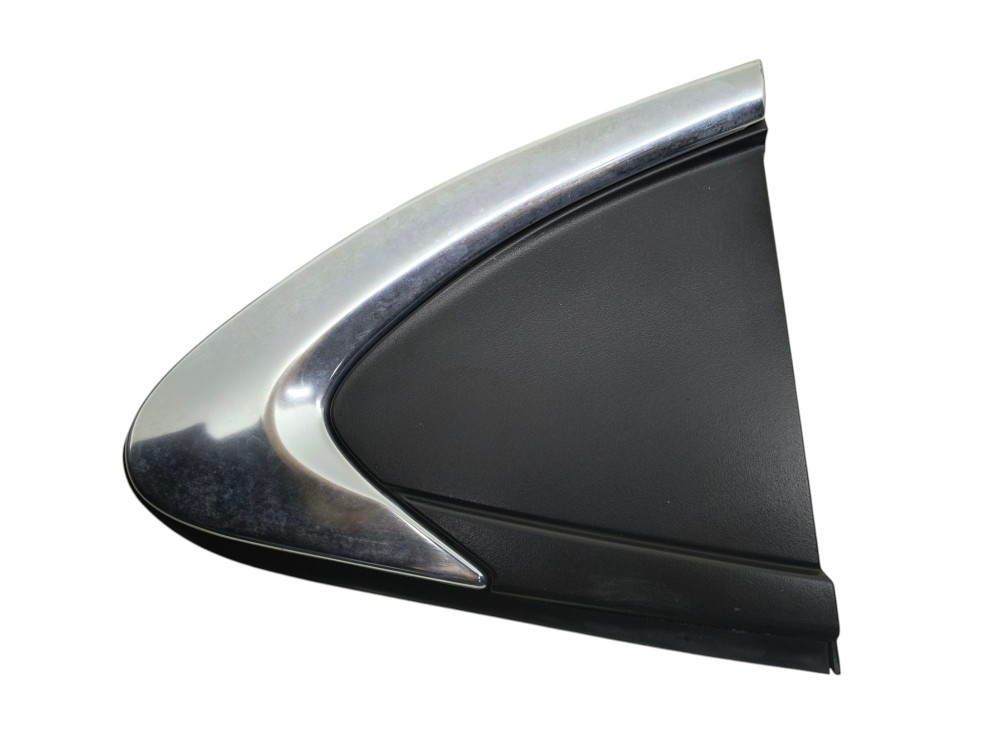 Acabamento Externo Porta Traseira Esq Chevrolet Cruze 2020 Preto E Cromado 1