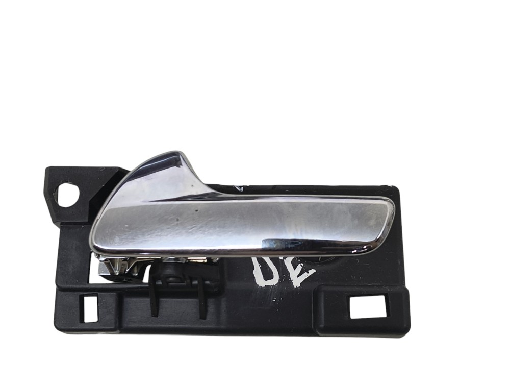 Maçaneta Interna Porta Diant Esq Jeep Grand Cherokee 2012 Cromado Dianteira 1