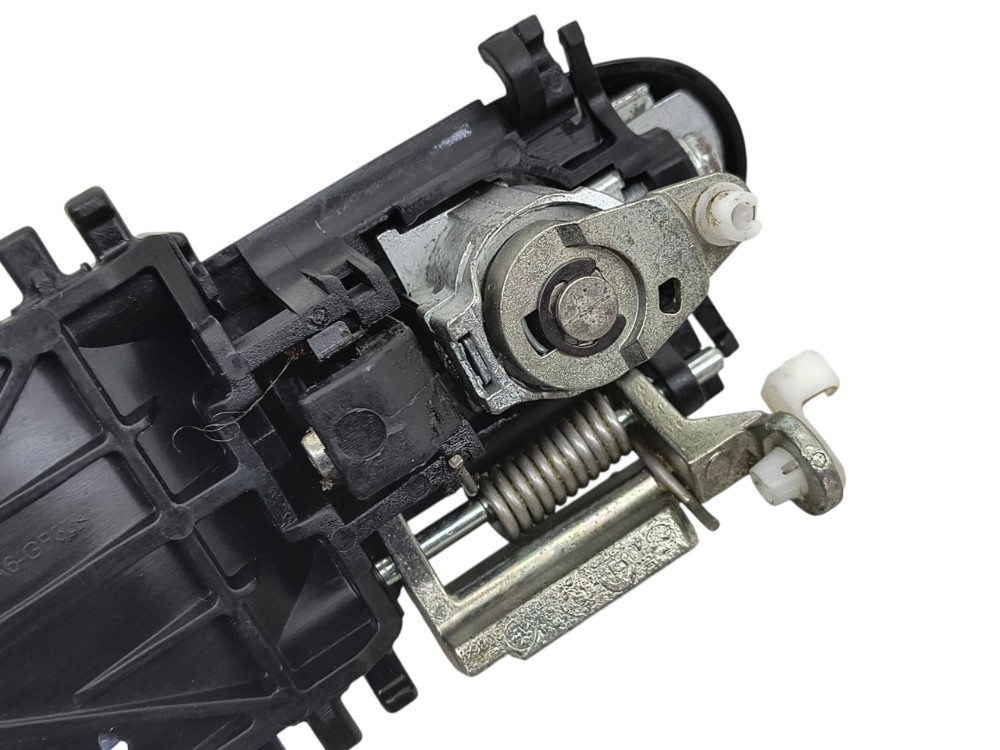 Maçaneta Externa Porta Dianteira Esquerda Fiat Fastback 2023 – Preto – Dianteira 5