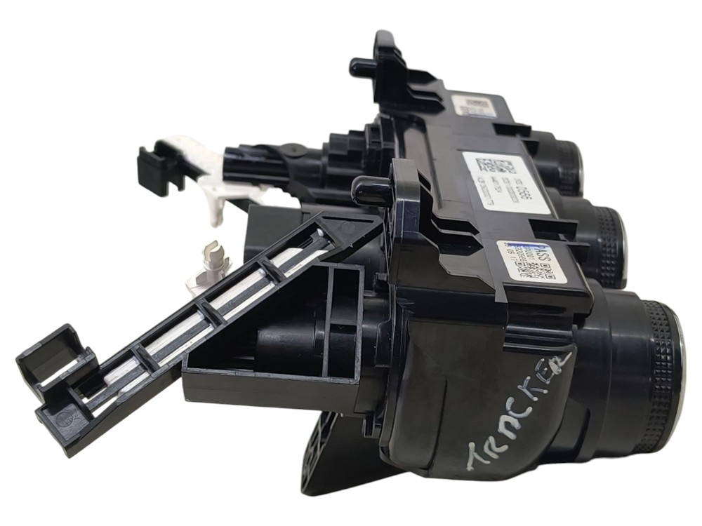 Controle Comando Ar Condicionado Chevrolet Tracker 2024 2