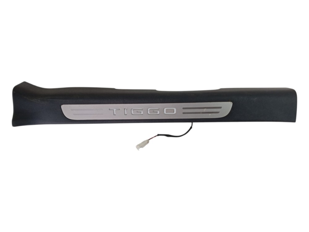 Soleira Com Iluminação Esquerdo Chery Tiggo 8 Pro 1.6 2025 2