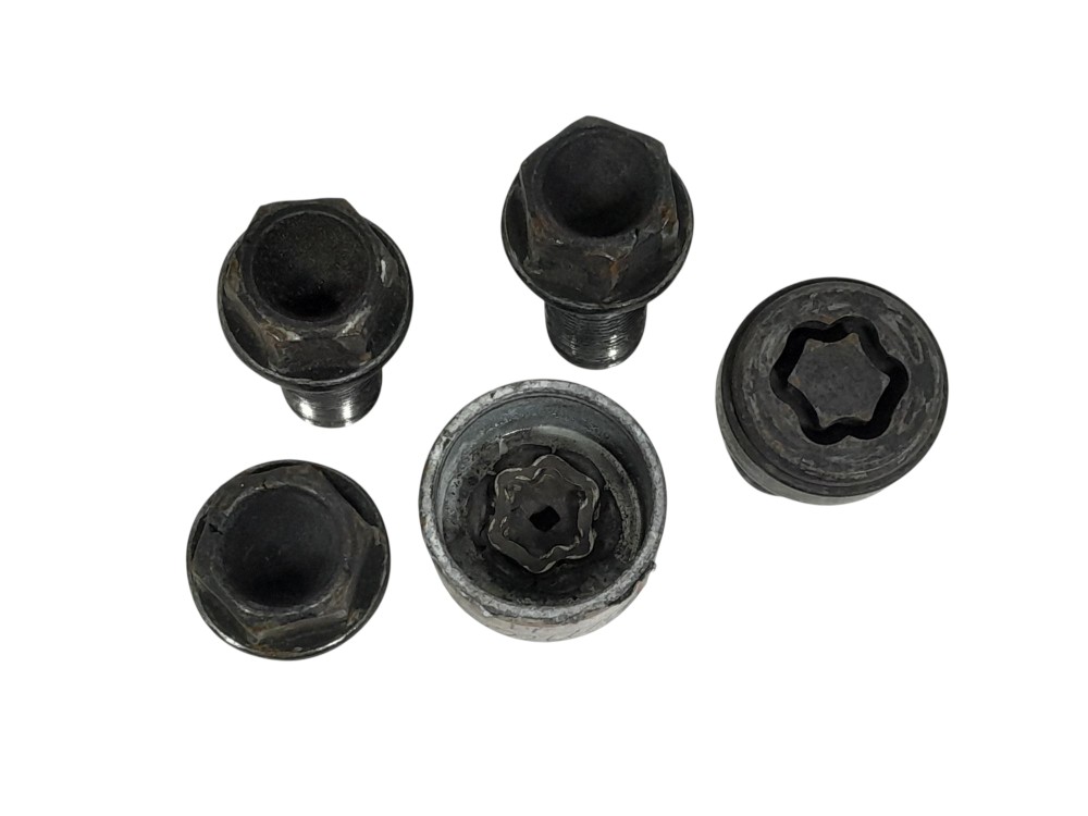Jogo Parafuso Segredo Anti Furto Bmw 118i 2014 1
