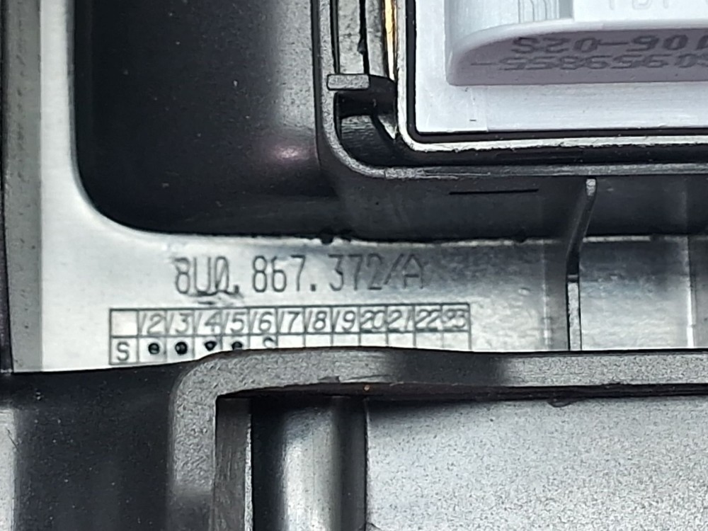 Botao Vidro Traseiro Direito Audi Q3 Tfsi 2017 5