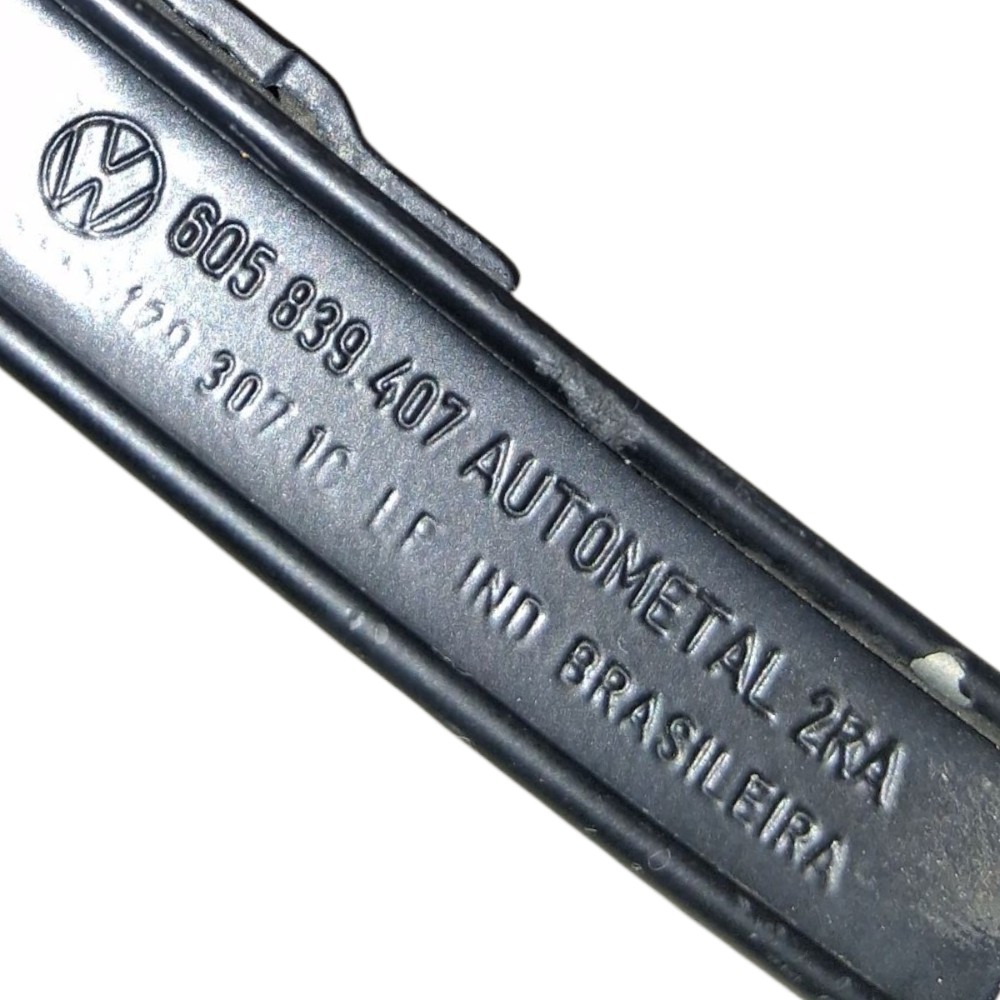 Moldura Quadro Vigia Traseiro Esquerdo Vw Polo Sedan 2008 6