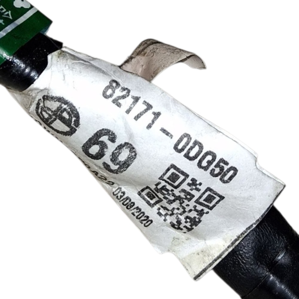 Luz teto cortesia Toyota Yaris SD 2021 821710DG50 7