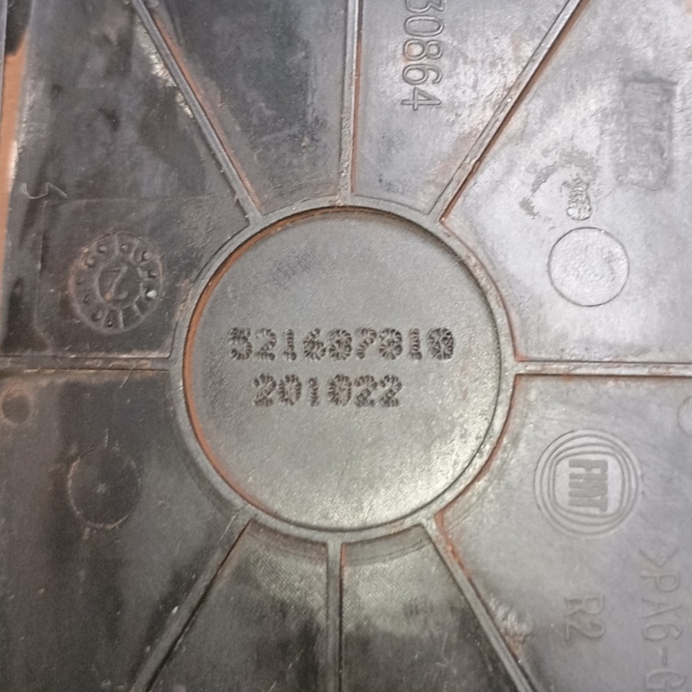 Maçaneta Externa Porta Direita Fiat Strada 2023 Com Detalhe 5