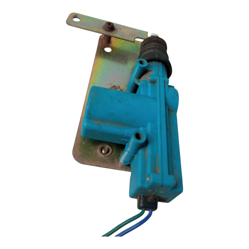 Trava Elétrica Para Porta Tras Esq Chevrolet Corsa 99 4