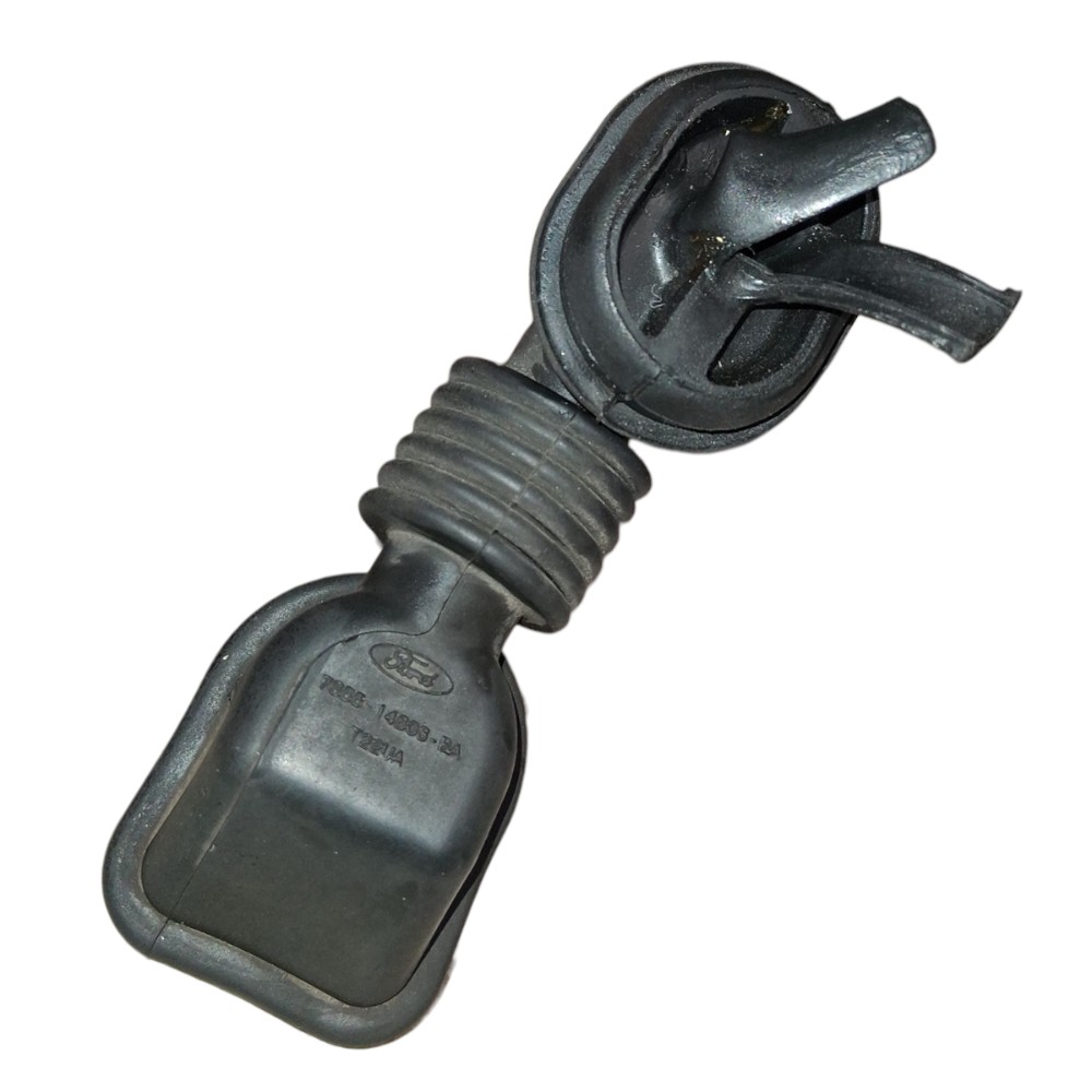 Coifa Passa Fio Chicote Tampa Traseira Ford Ka Flex 2010