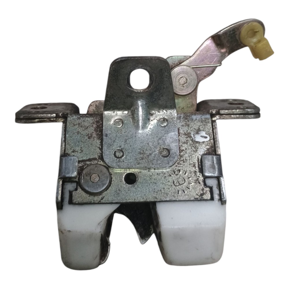 Fechadura Porta Malas Gm Corsa 1995 À 2000 1