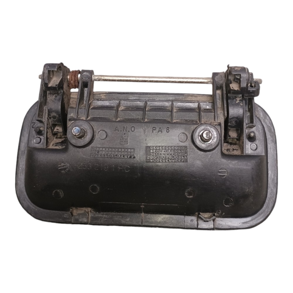 Maçaneta externa tras dir gm corsa 1994 a 2002 com detalhes 4