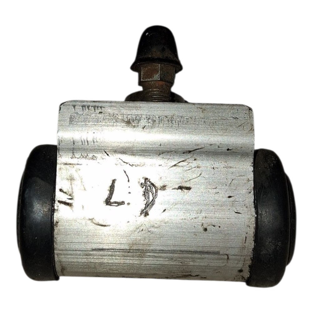 Cilindro roda traseira direita Toyota Yaris SD 2021