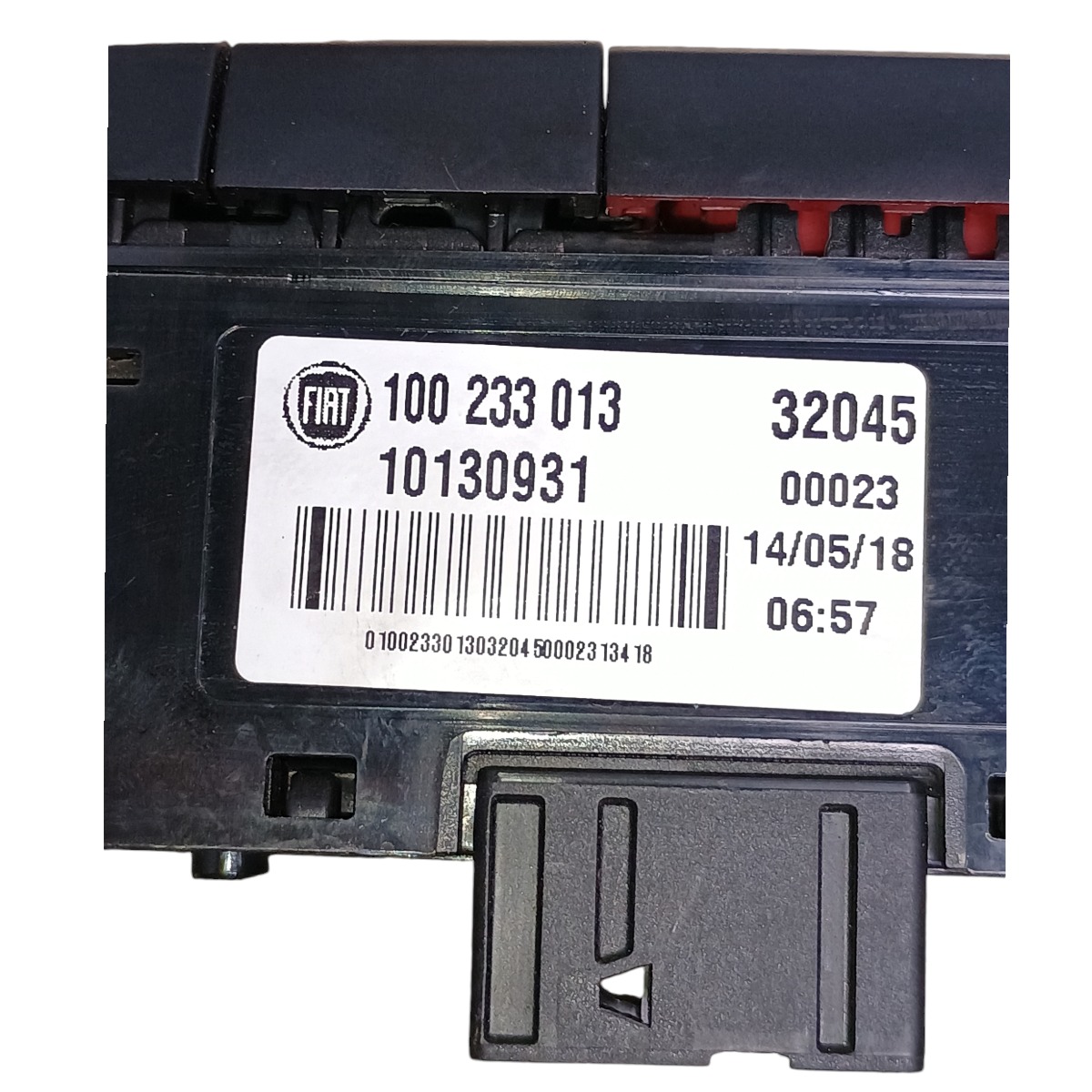 Botão Pisca Alerta Fiat Mobi Like 1.0 2018 100233013 Preto Preto 7