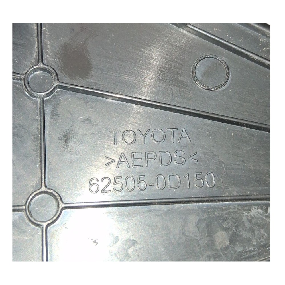 Moldura Externa Porta Traseira Direita Toyota Yaris Sd 2021 5