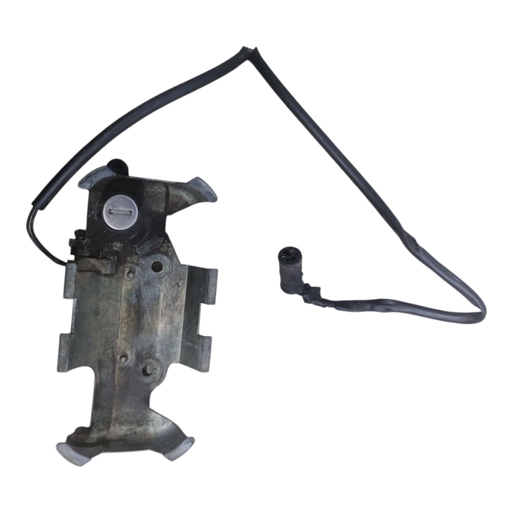Suporte Maçaneta Porta Diant Dir Gm Corsa 1998 *detalhe 2