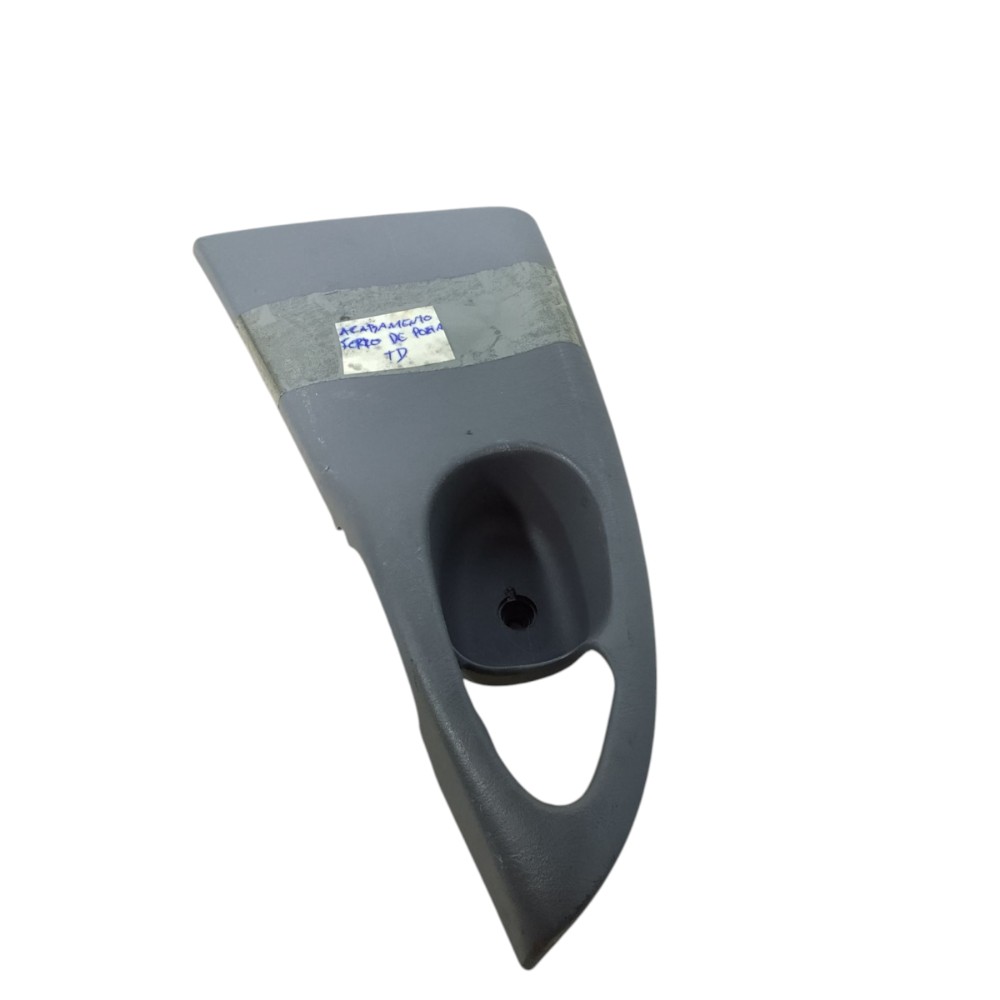Acabamento Forro De Porta Traseiro Direito Ford Focus 2001 3