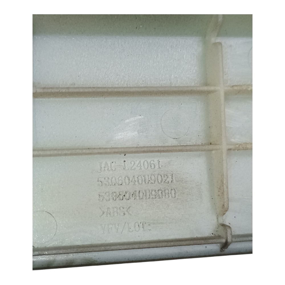 Moldura Direita Friso Painel Jac J2 1.4 2014 5306040u9021 4