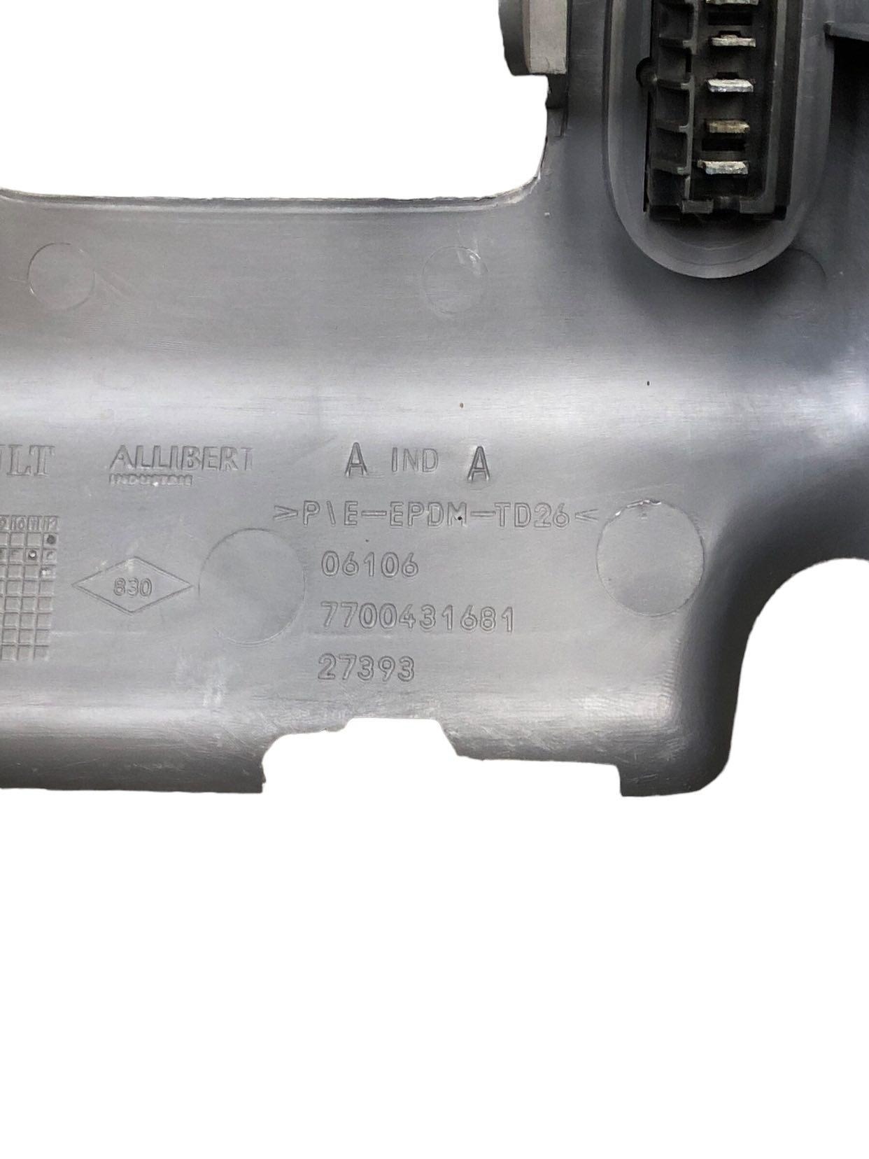 Console Central Renault Clio 2000 A 2012 7700431681 3