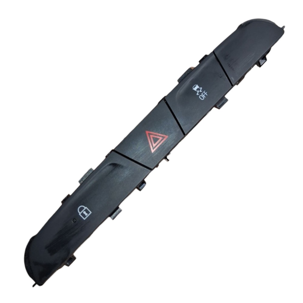 Botão Pisca Alerta 1.0 Gm Tracker 2023 Preto