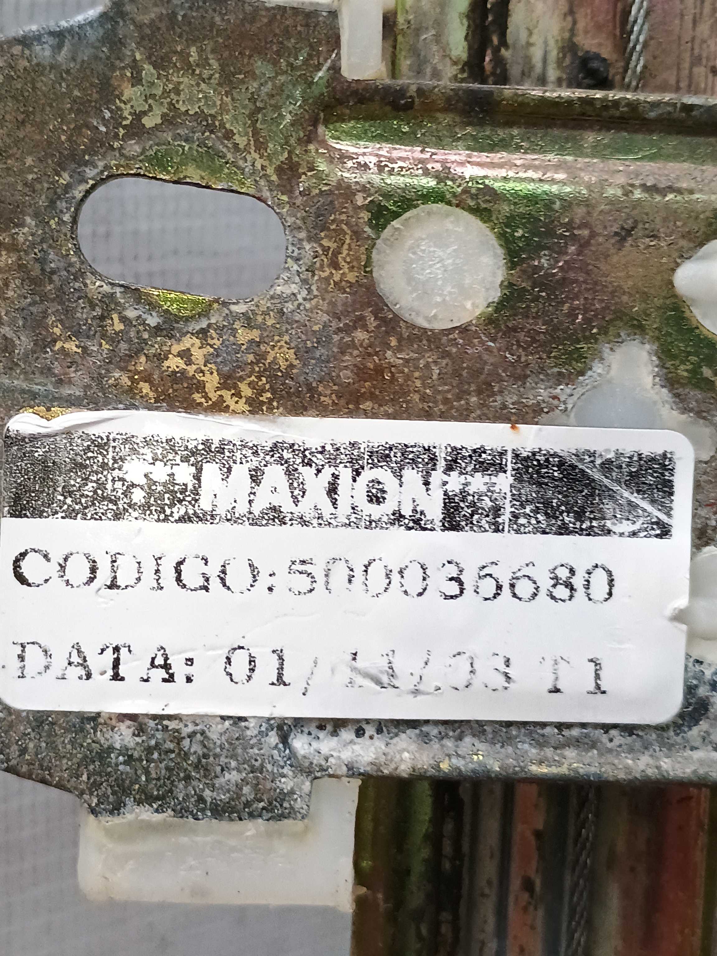 Máquina Vidro Manual Tras Direito Fiat Uno 2000 500036680 3