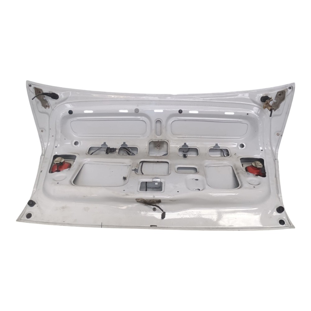 Tampa Traseira Seat Cordoba 1997 *detalhes  Branco Branco 4