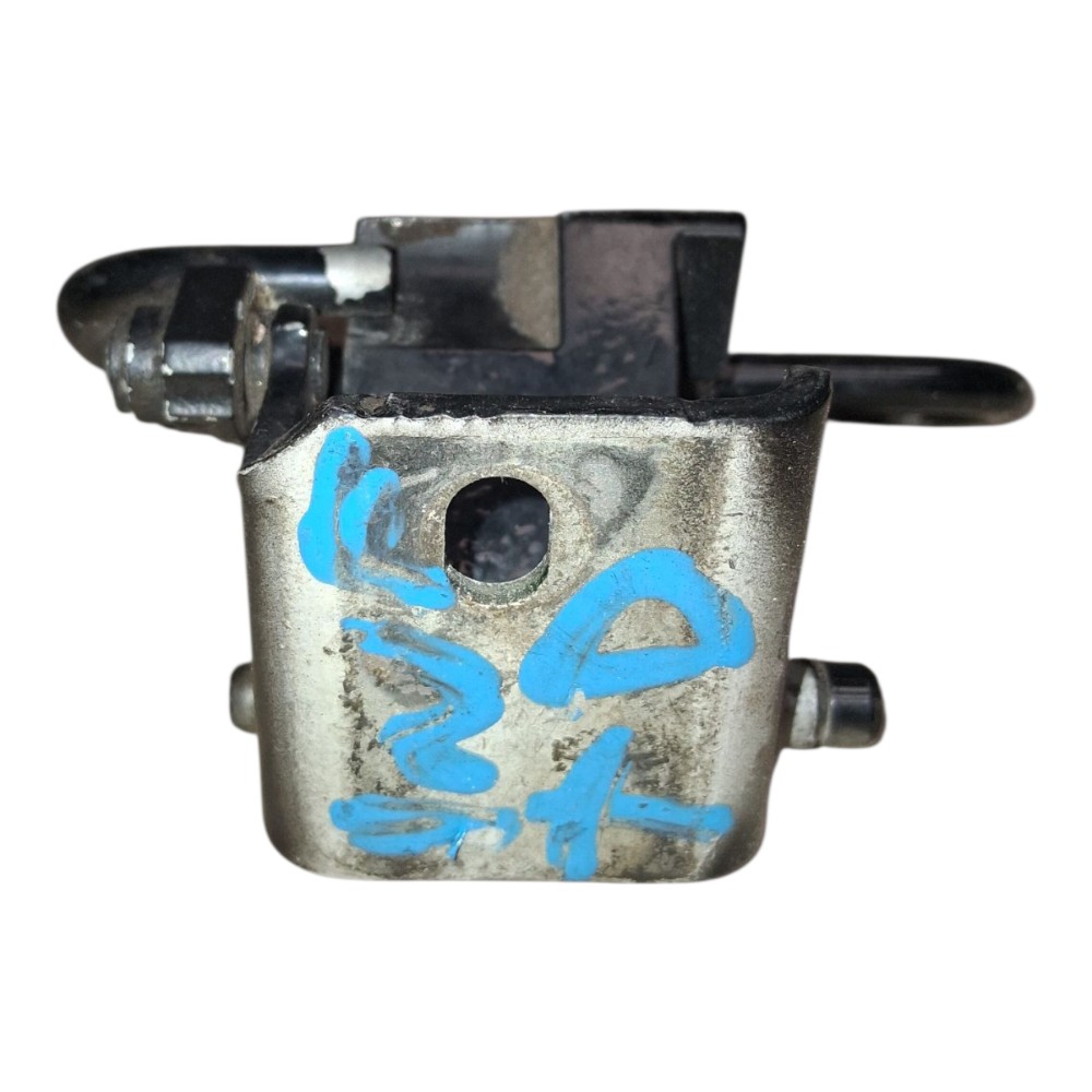 Dobradiça Inferior Porta Traseira Direita Vw Polo Sedan 2008 6