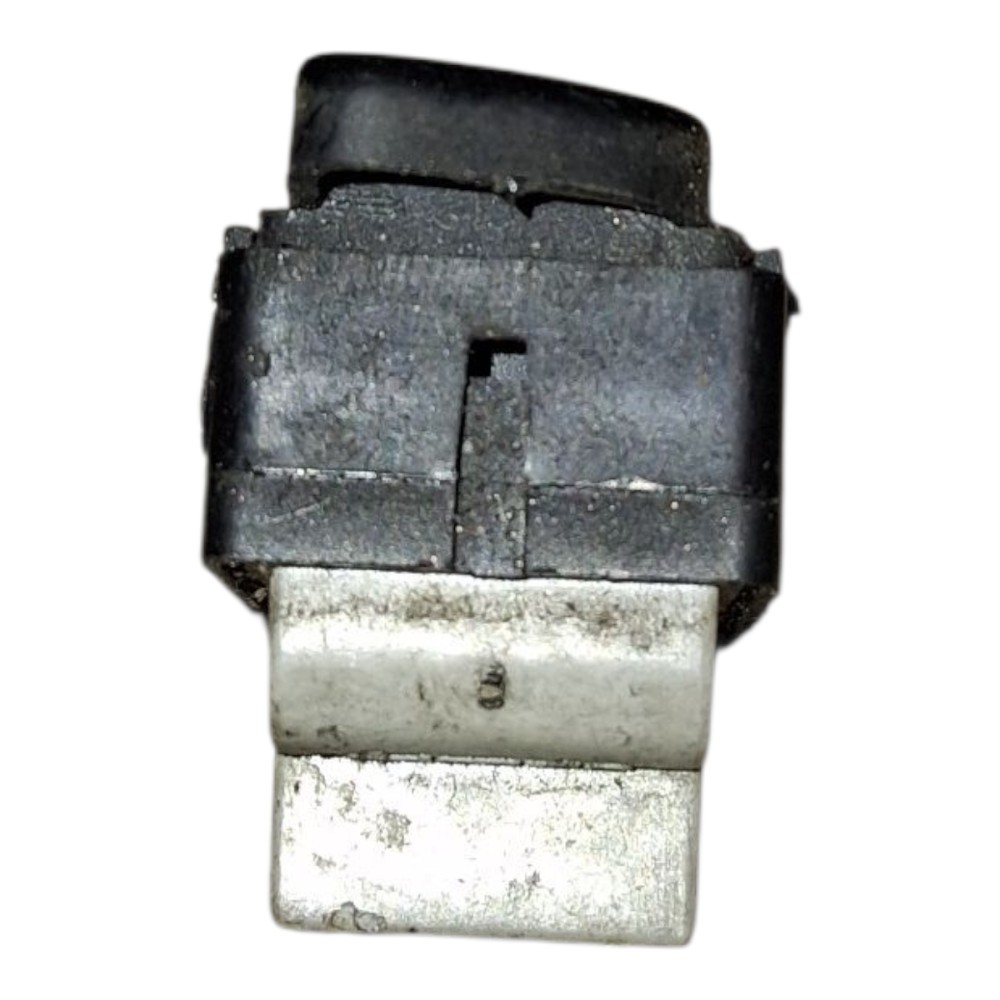 Botão Vidro Elétrico Porta Tras Esquerda Vw Polo Sedan 2008 5