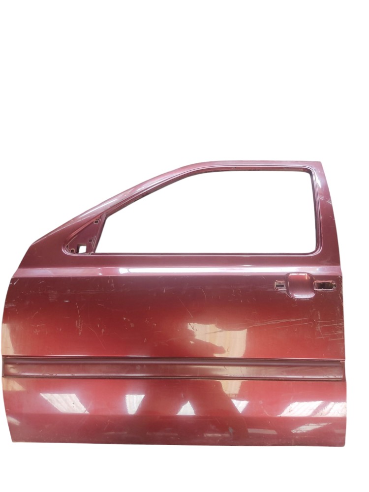 Porta Dianteira Esquerda Volkswagen Golf 96 Com Detalhes 3