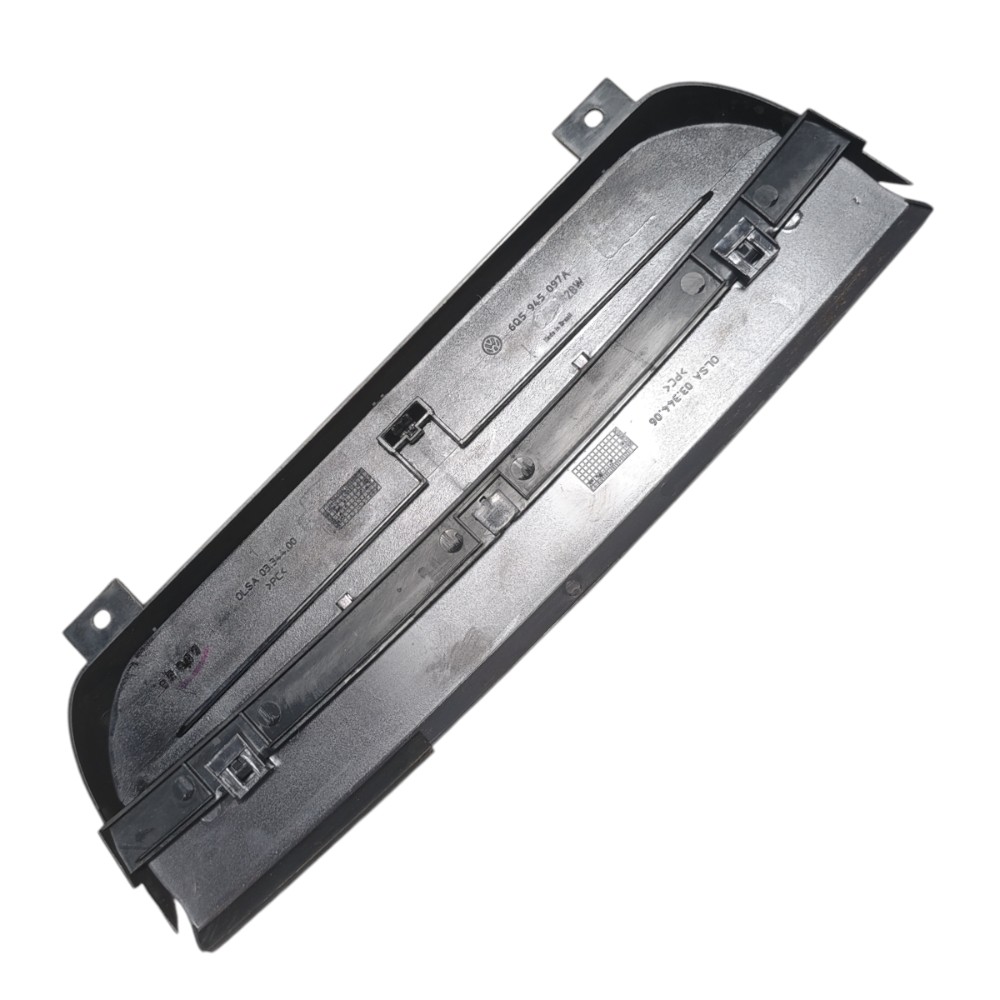 Break Light Luz Freio Vw Voyage 1.6 2022 6q5945097a 4