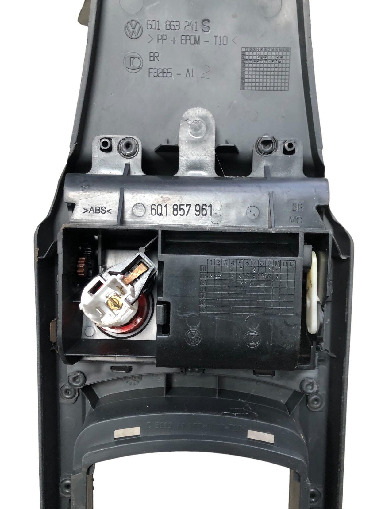 Console Central Vw Polo 2003 A 2011 6q1857961 3