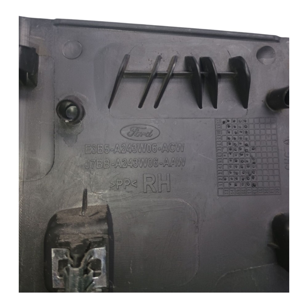 Acabamento Coluna Central Direita Ford Ka 2015 E3b5a243w06 4