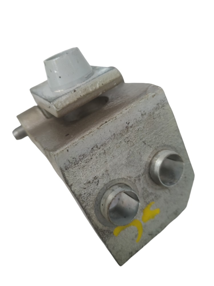Dobradiça Porta Inferior Dianteira Esquerda Peugeot 207 2010 2