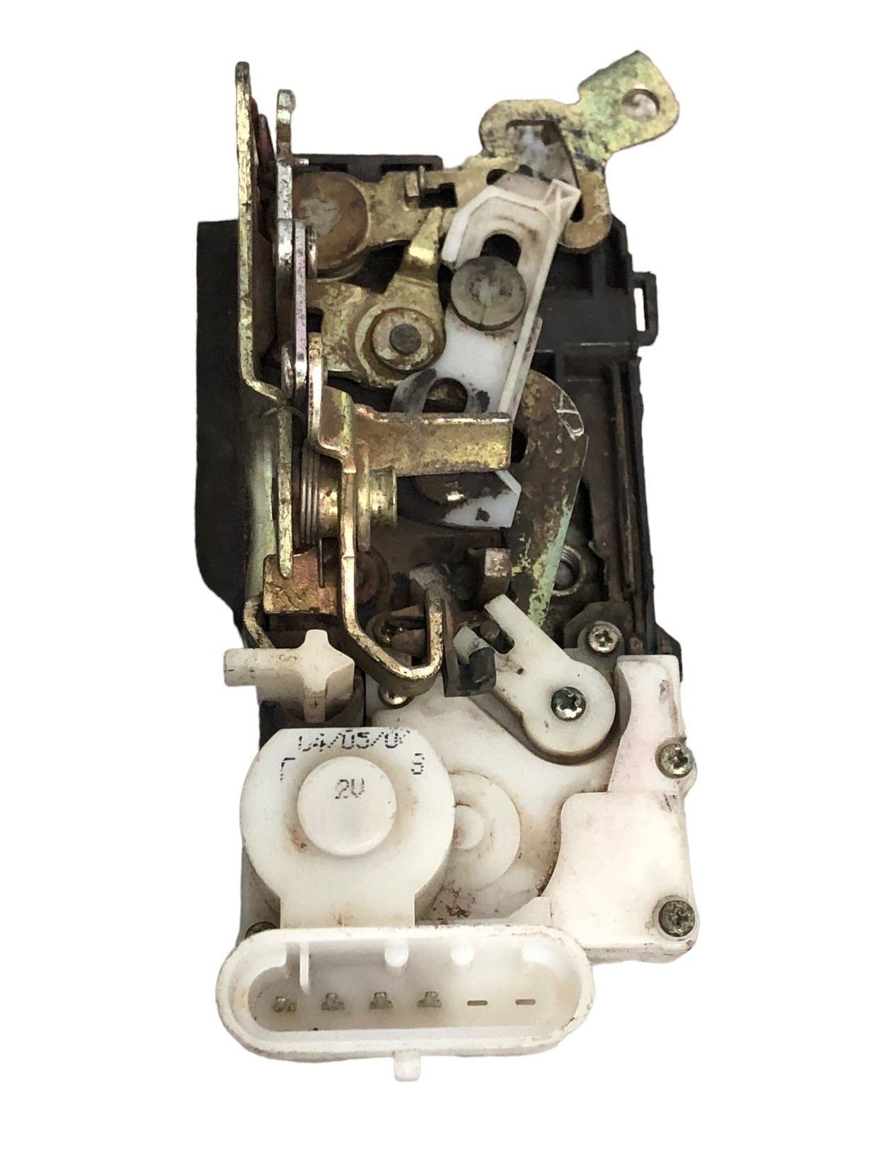 Fechadura Traseira Esquerda Fiat Palio 1999 4